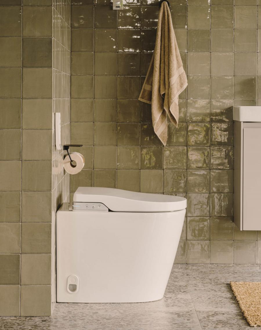 <p><h4>Installation Tips:</h4></p>
<p><b>General Tips: </b>Both Vitra and Roca smart toilets require a standard toilet water supply and an electrical outlet nearby.</p>
<p><b>Building work: </b>Vitra and Roca have options which require a concealed cistern to be built into the wall. If this isn’t possible in your bathroom remodelling, consider Roca’s In-Tank or close-coupled cistern options.</p>
<p><b>Consult a plumber: </b>While some consider smart toilet installation a DIY project, consulting a licensed plumber is highly recommended to ensure proper water connections and electrical safety.</p>
<p><b>Read the manual carefully: </b>Each brand has its specific installation instructions. Both manufacturers have installation manuals and videos online to help.</p>
<I>(Picture below: Roca In Wash In-Tank stores water under the bowl)</I>