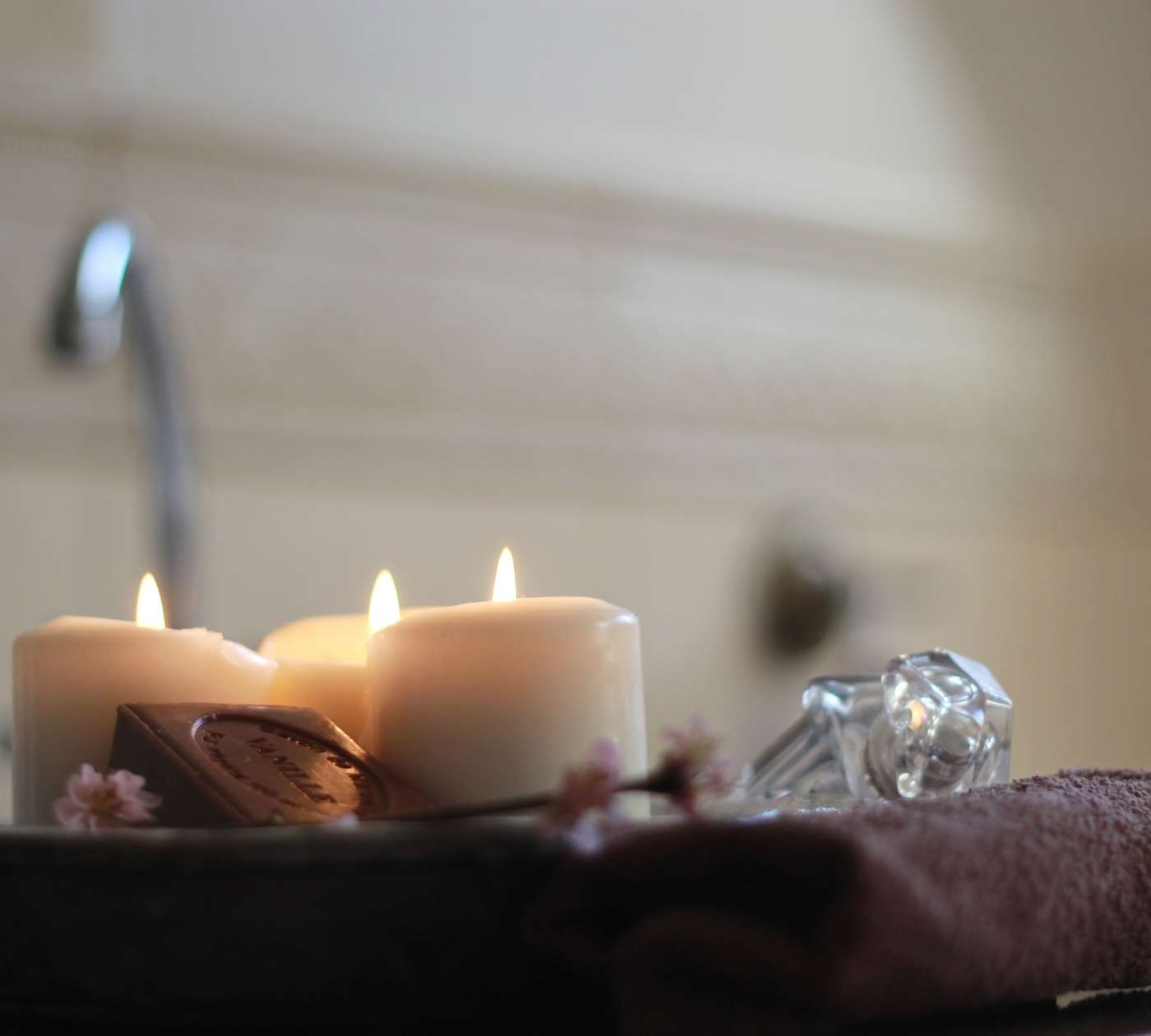 <p><h4>The Magic of Scent and Light</h4></p>
<p>Now, let's talk about creating an atmosphere that engages your senses. Lighting plays a crucial role in creating a relaxing ambiance. Ditch the harsh overhead lights and opt for softer, warmer lighting. Candles are perfect for this, casting a gentle glow and filling the room with comforting scents. Lavender, chamomile, or sandalwood are wonderful choices for promoting relaxation.</p><b>