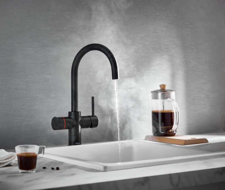 Bayou KoGE 3-in-1 Swan Spout Hot Water Tap - Matt Black 9