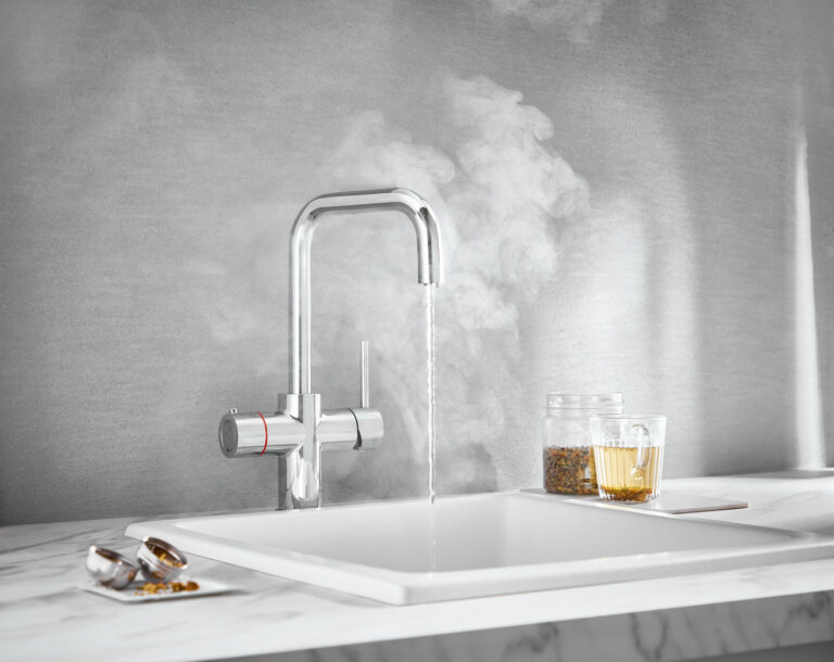 Bayou KoGE 3-in-1 Square Spout Hot Water Tap - Chrome 11